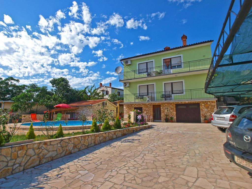 Apartments Ivanka 1056 Πούλα Εξωτερικό φωτογραφία